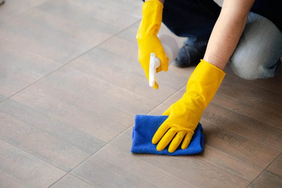 what are the signs you need professional tile cleaning